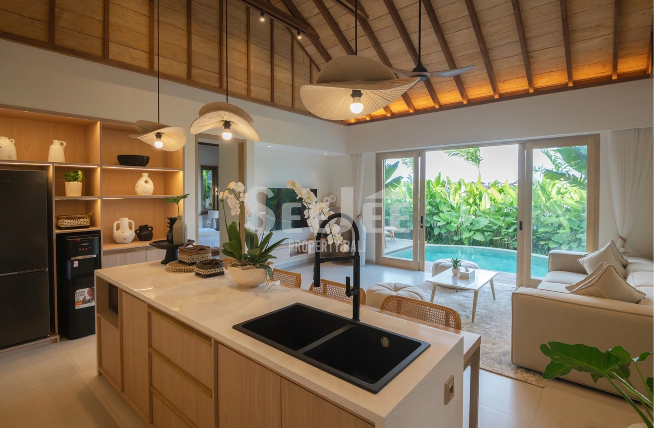BRAND NEW STYLISH VILLA IN CANGGU