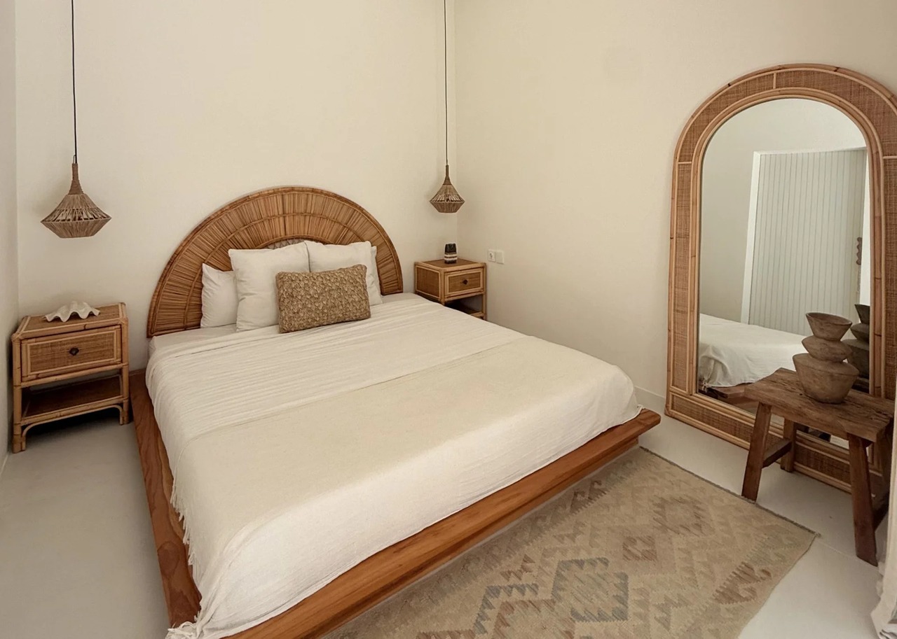 Cozy 2BD Villa — 5-Min from Seseh Beach