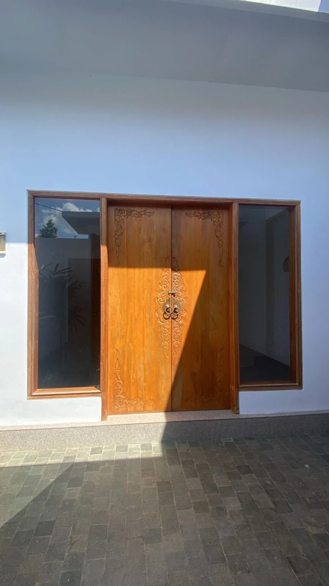 3 br villa for Rent in parerenan