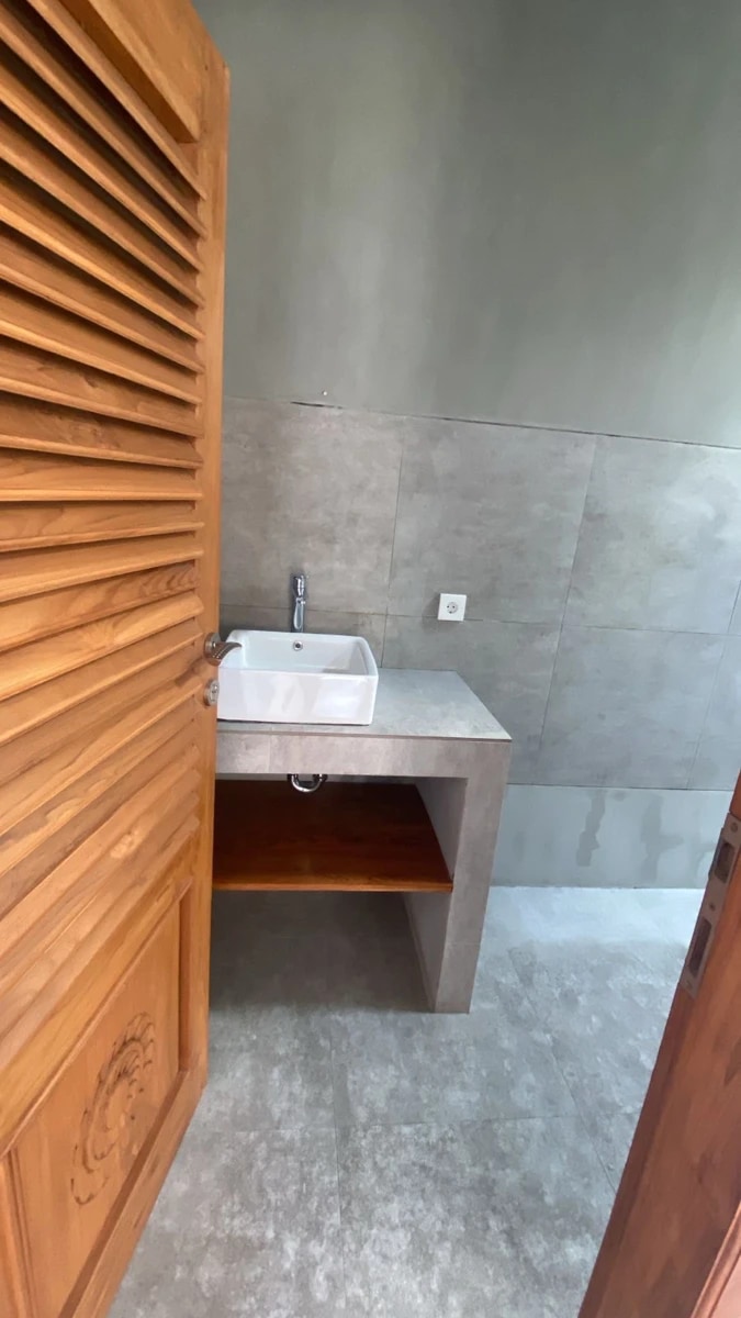 3 br villa for Rent in parerenan