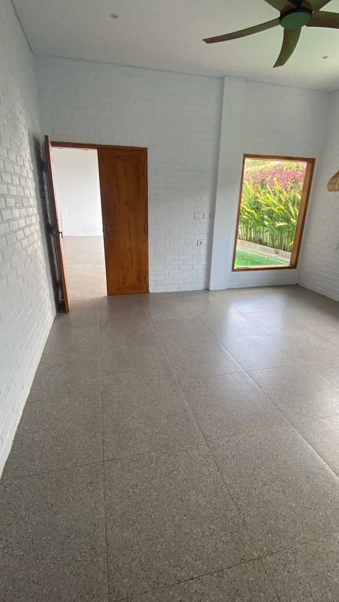 3 br villa for Rent in parerenan