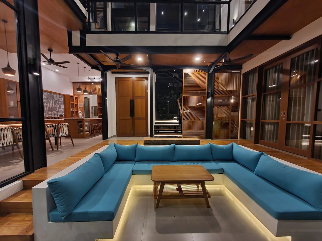 BRAND NEW 4 BEDROOM VILLA IN BERAWA