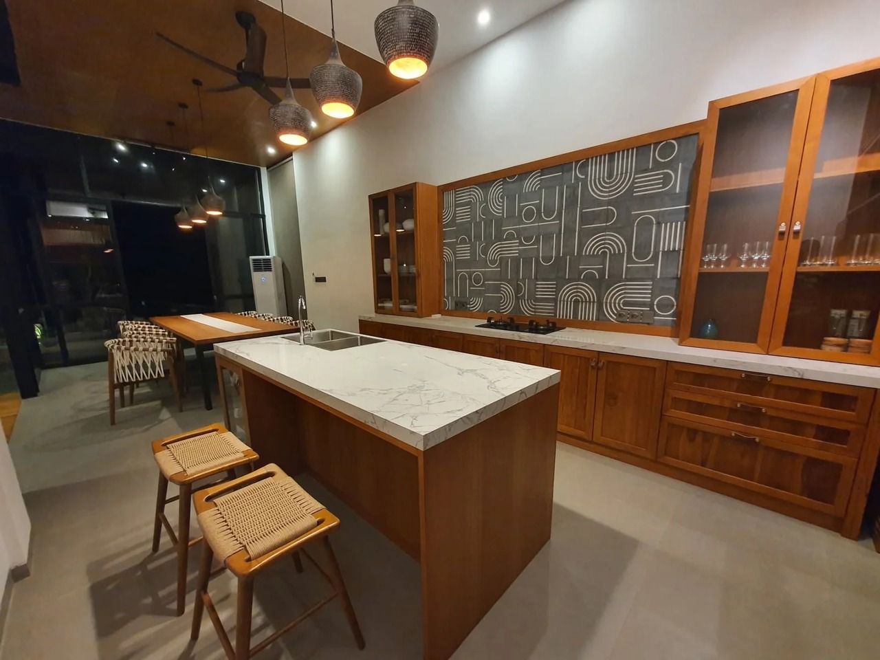 BRAND NEW 4 BEDROOM VILLA IN BERAWA