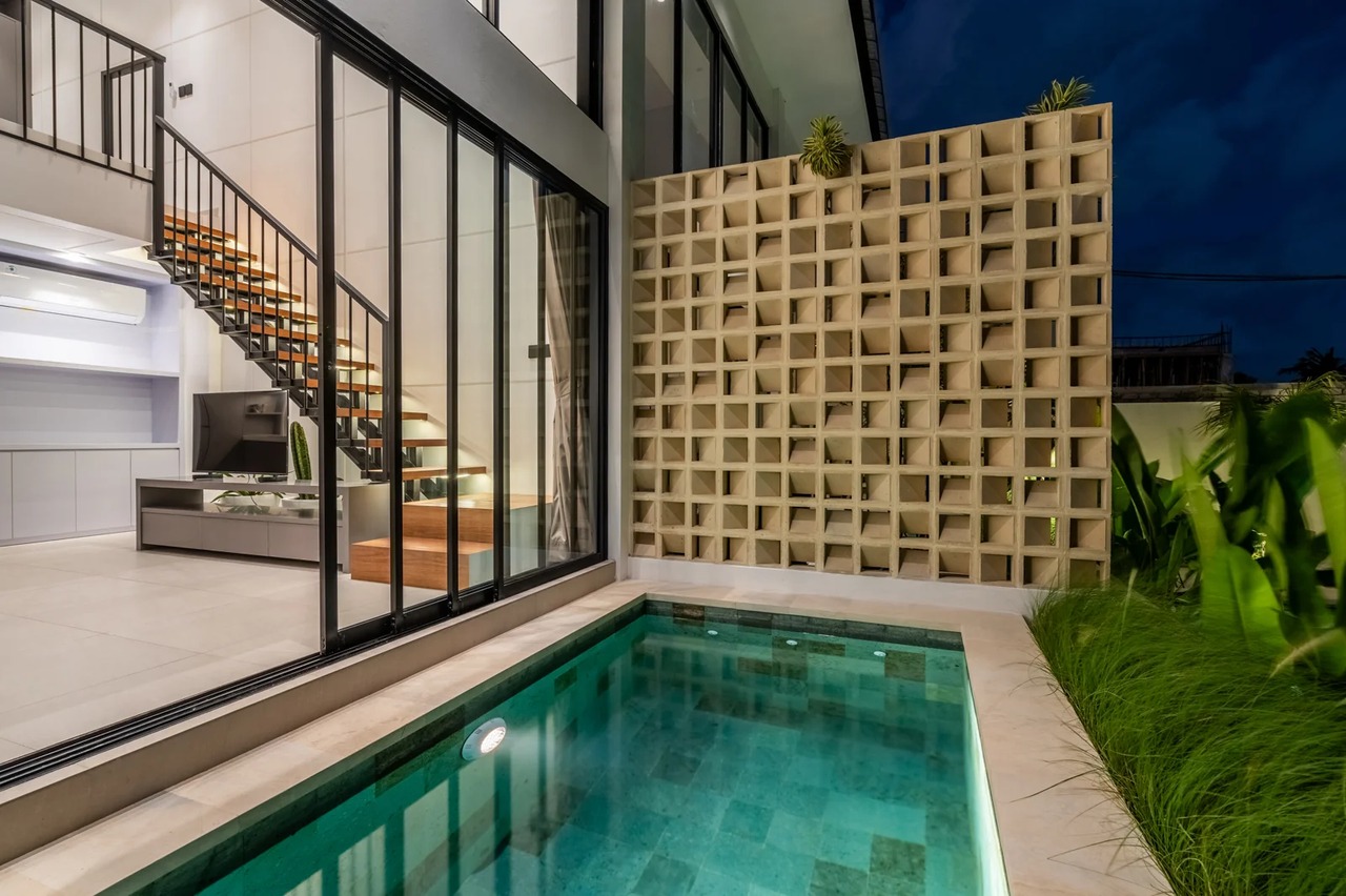 The R Apartment Plunge Pool, Pererenan