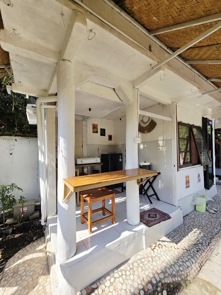 Spacious 30m² Concrete Loft in Central Canggu
