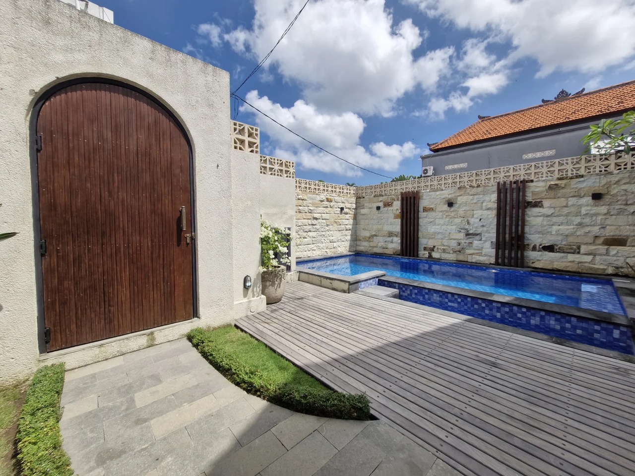 Serene Luxury Retreat Villa