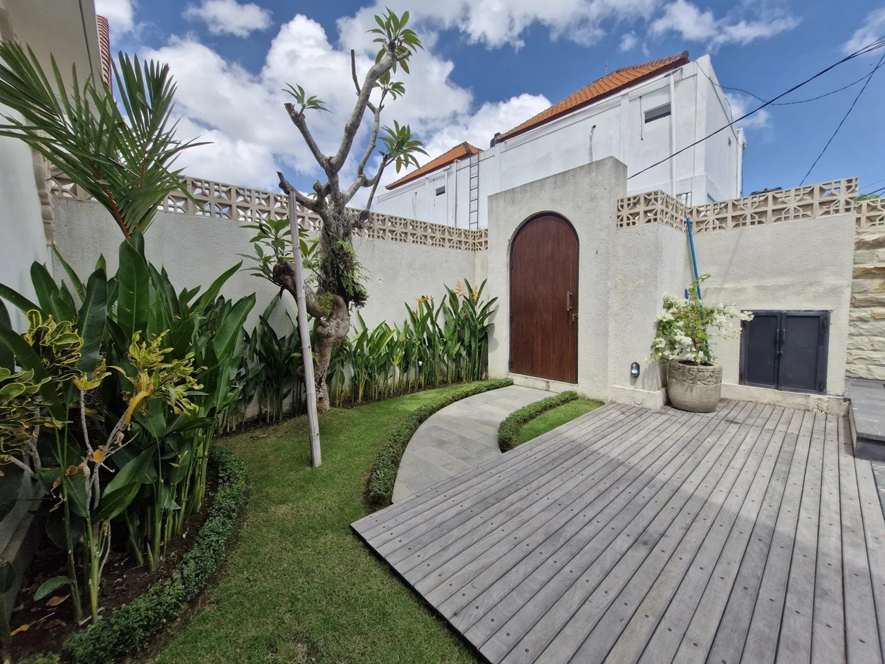 Serene Luxury Retreat Villa