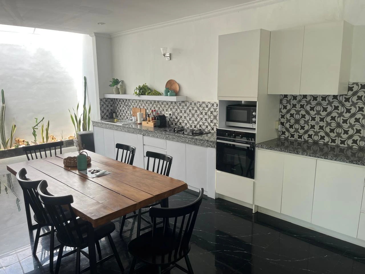 Elegant 3-Bedroom Villa for Annual Rent