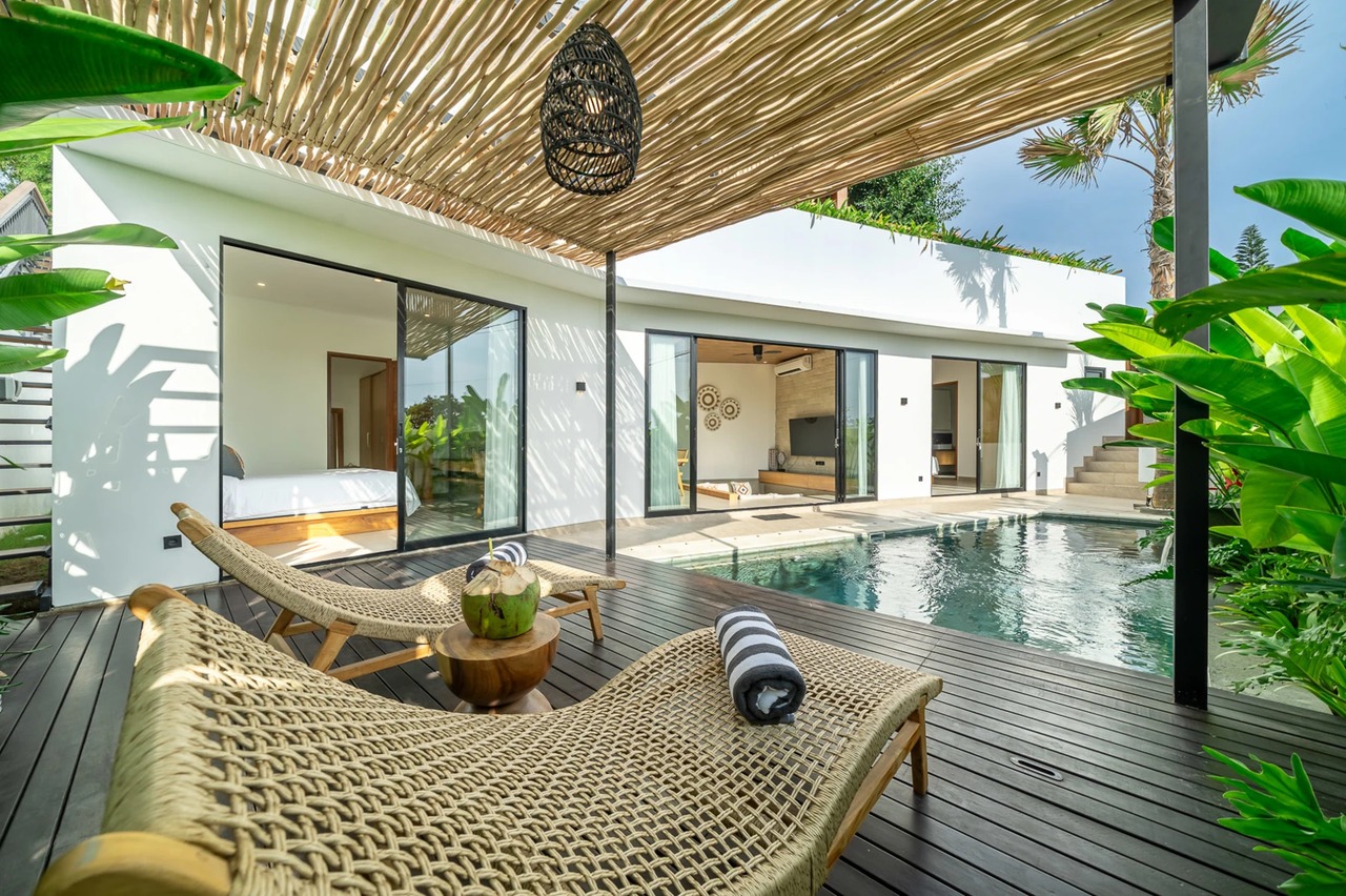 NEW 2BR ONE PALM VILLA W/ 100SQM ROOFTOP