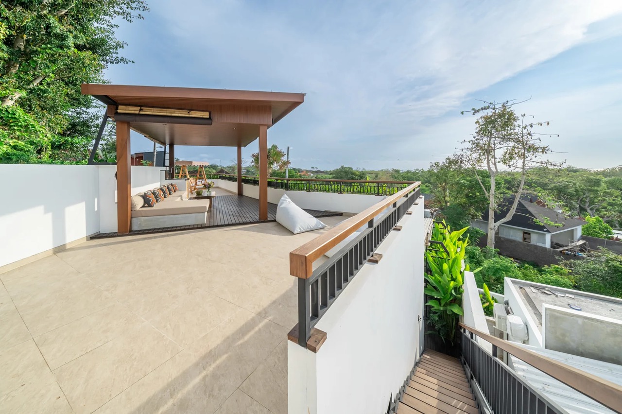 NEW 2BR ONE PALM VILLA W/ 100SQM ROOFTOP