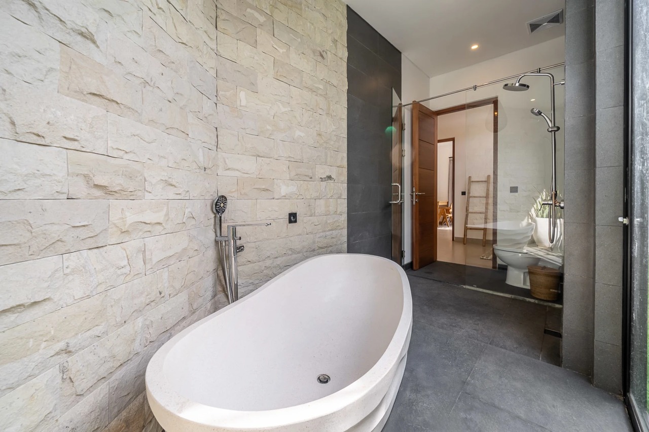 NEW 2BR ONE PALM VILLA W/ 100SQM ROOFTOP