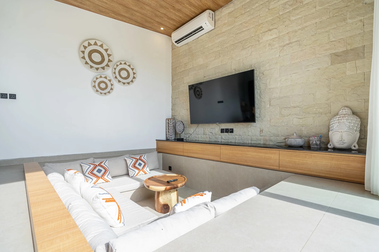 NEW 2BR ONE PALM VILLA W/ 100SQM ROOFTOP