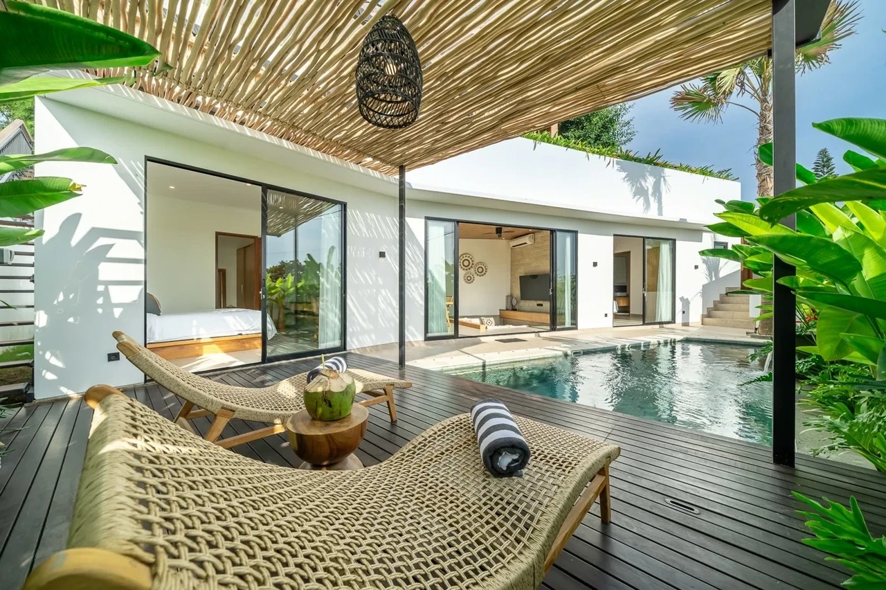 NEW 2BR ONE PALM VILLA W/ 100SQM ROOFTOP