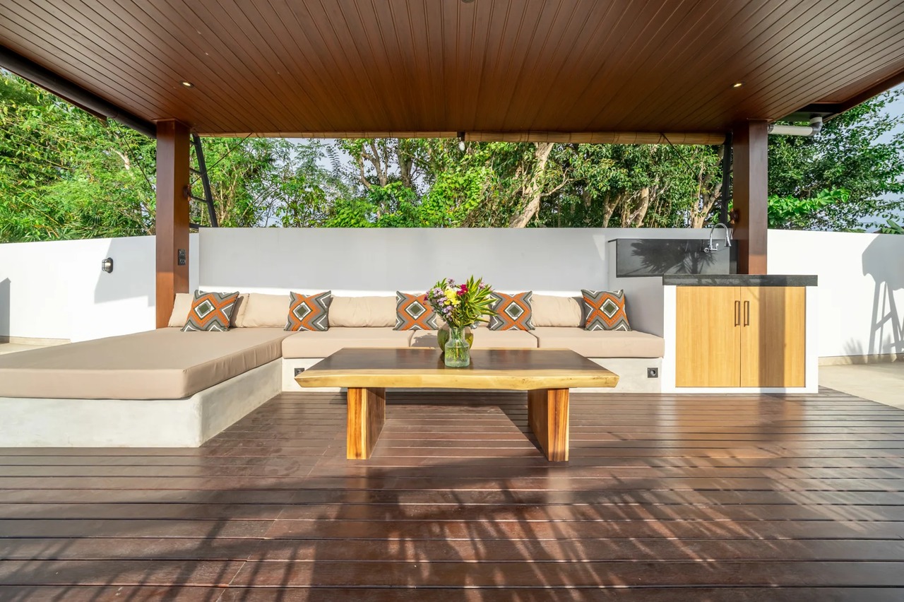 NEW 2BR ONE PALM VILLA W/ 100SQM ROOFTOP