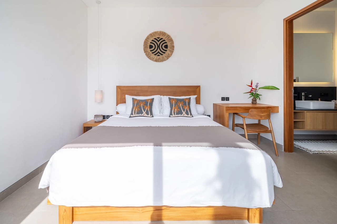 NEW 2BR ONE PALM VILLA W/ 100SQM ROOFTOP