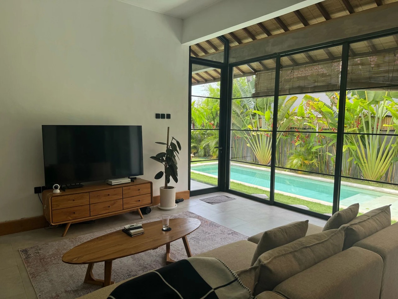 3br villa for Rent in Center batubolong