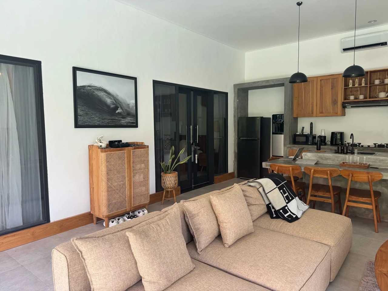 3br villa for Rent in Center batubolong