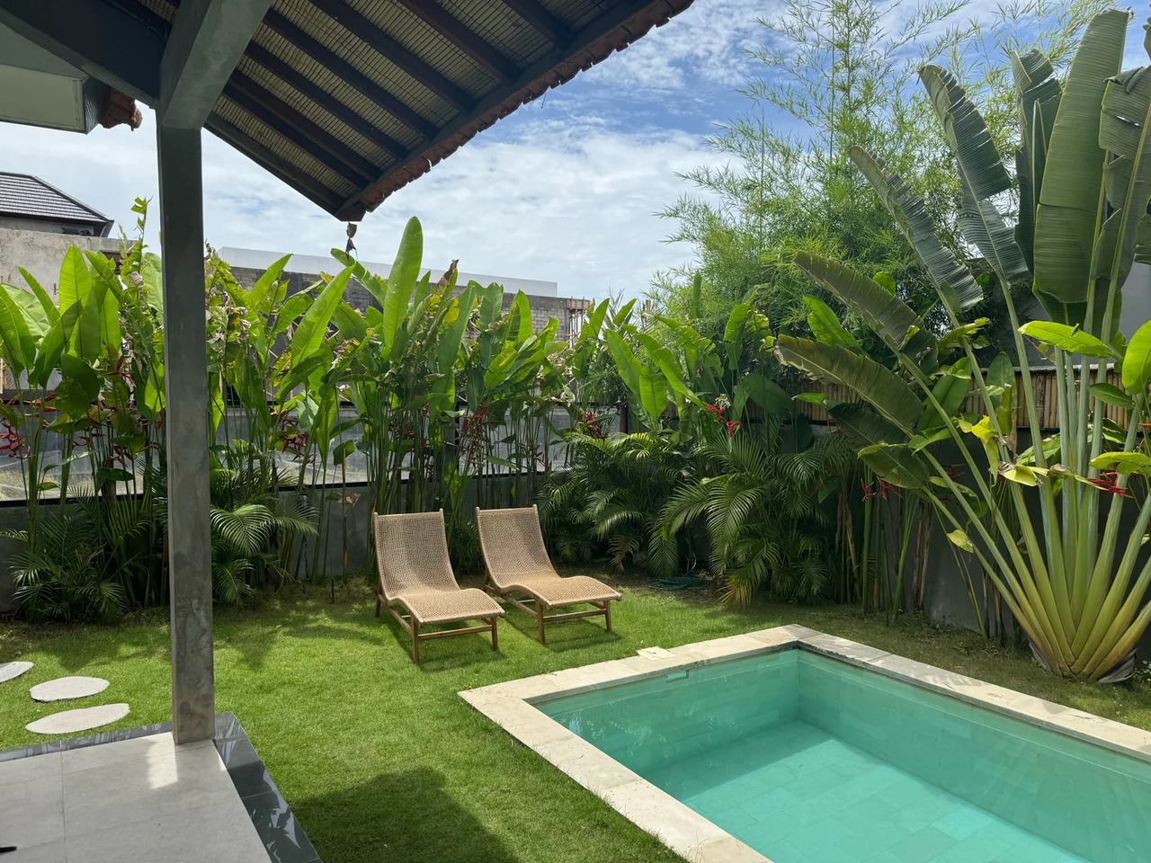 3br villa for Rent in Center batubolong
