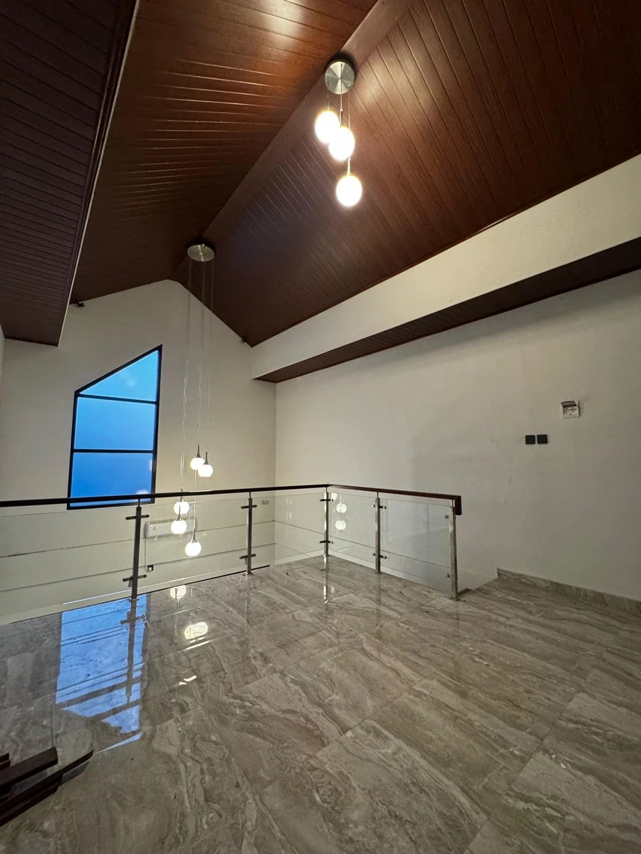 Cozy 1BR Loft House with Mezzanine (1PD3
