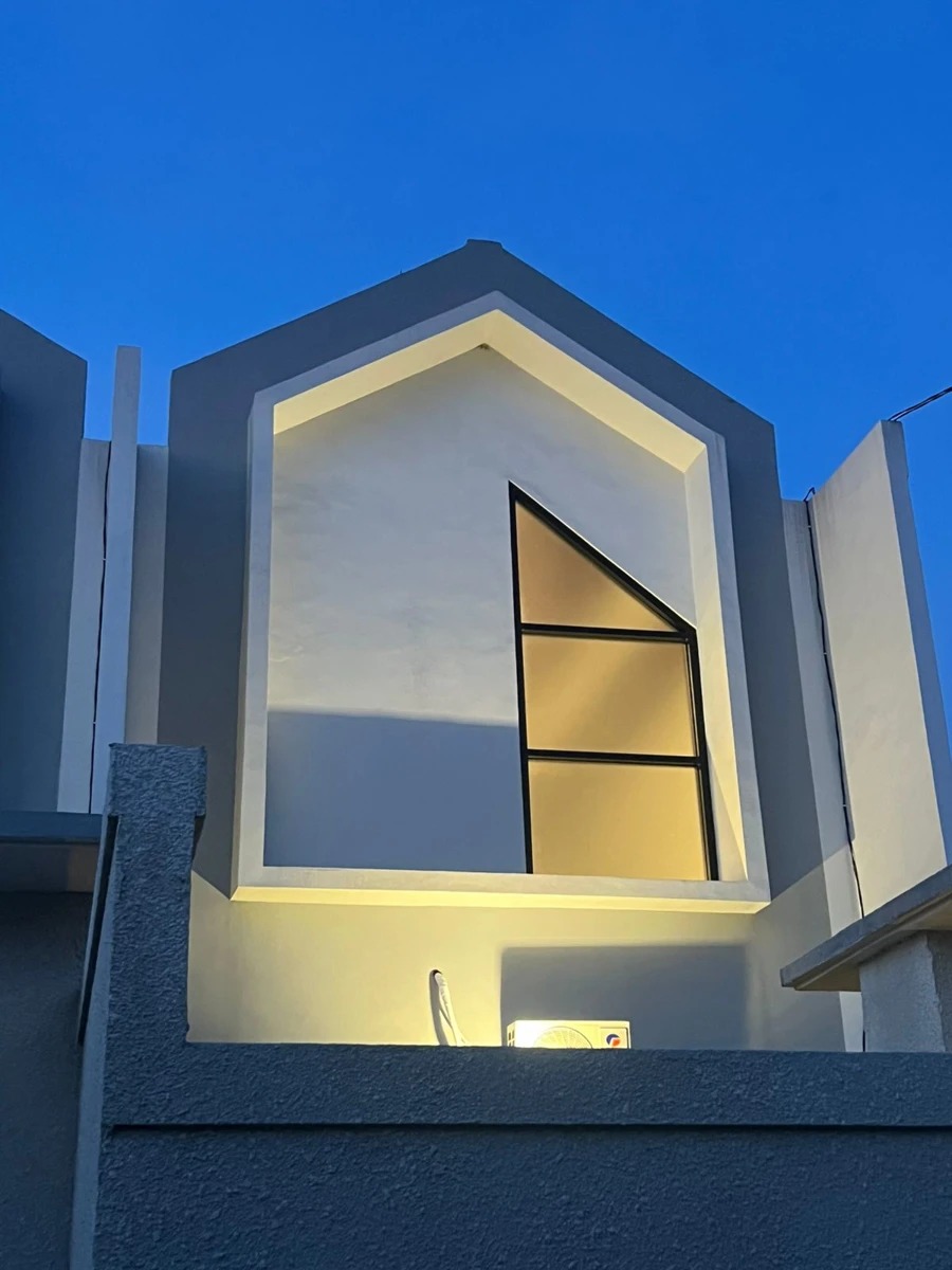Cozy 1BR Loft House with Mezzanine (1PD3