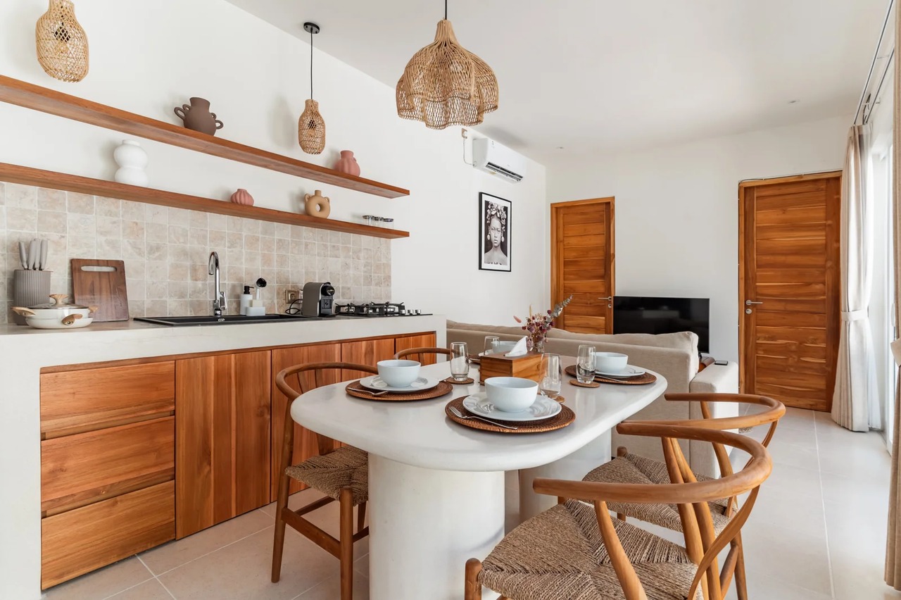 Oceanview 1BR Mediterranean Apartment