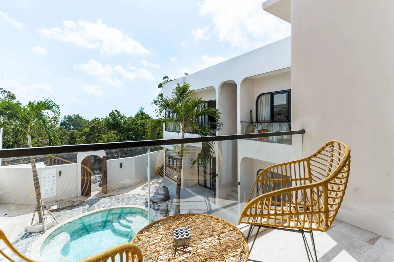 Oceanview 1BR Mediterranean Apartment