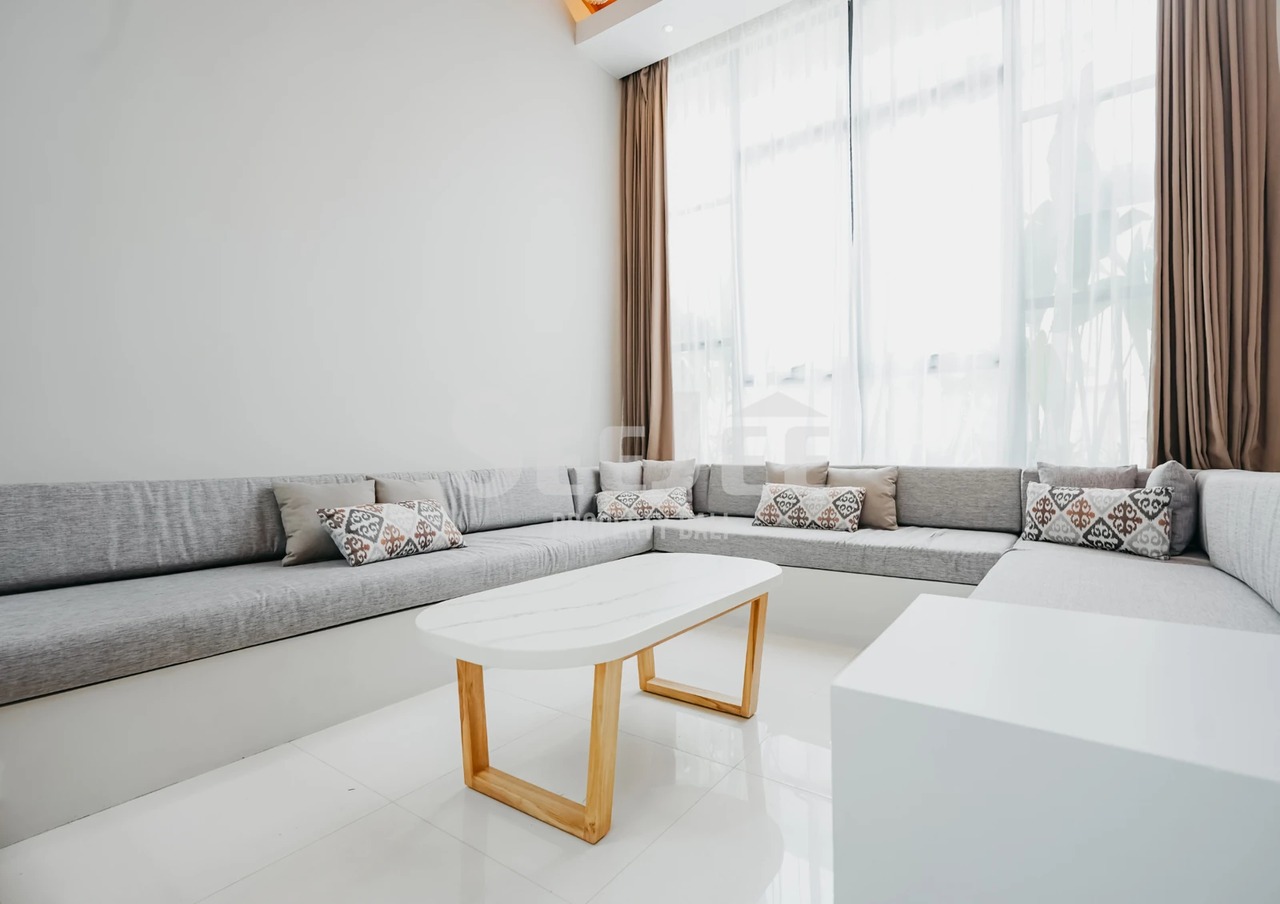 MODERN VILLA FOR SALE IN CANGGU