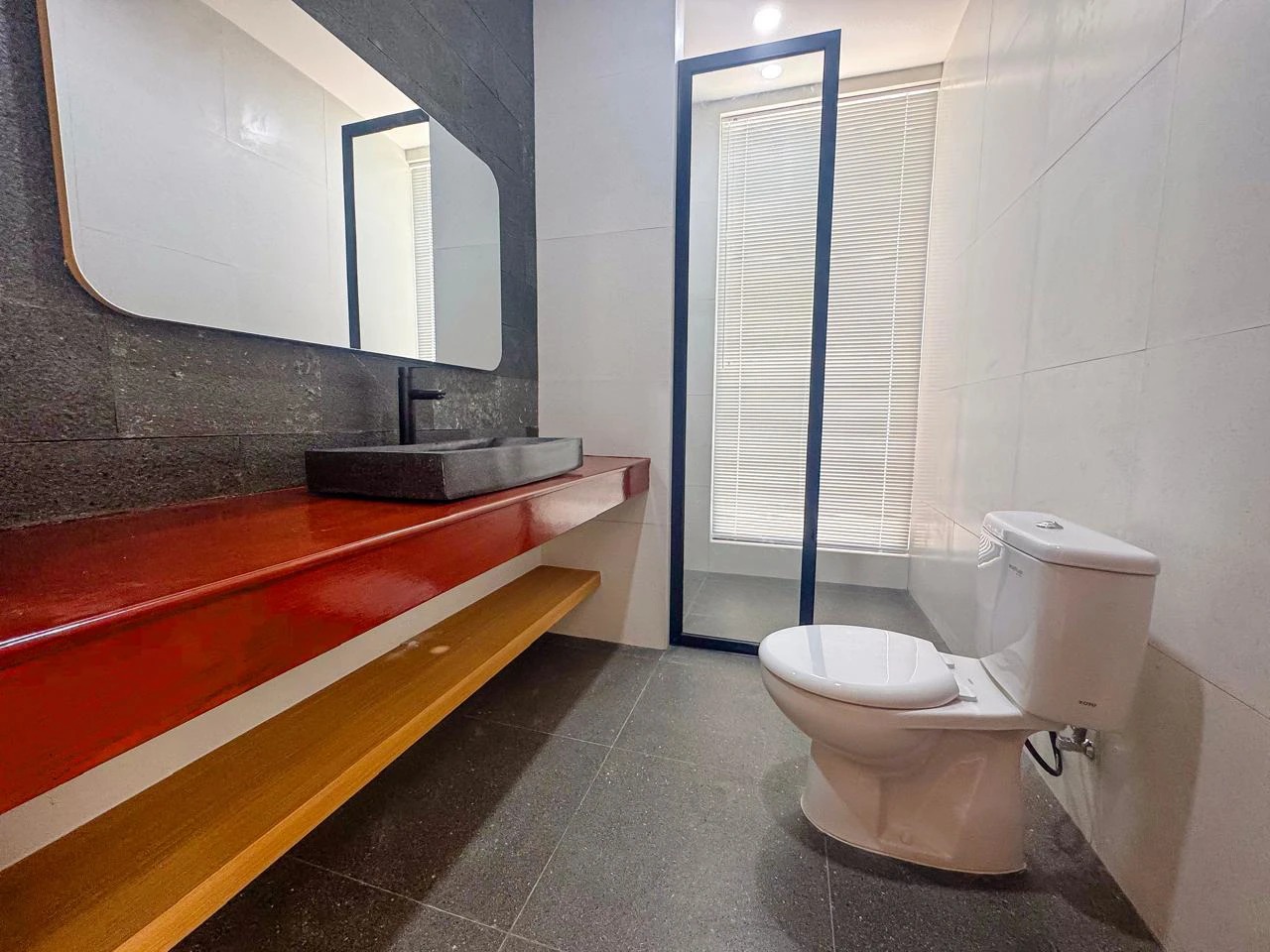 DO 84 - VILLA FOR SALE IN TUMBAK BAYUH