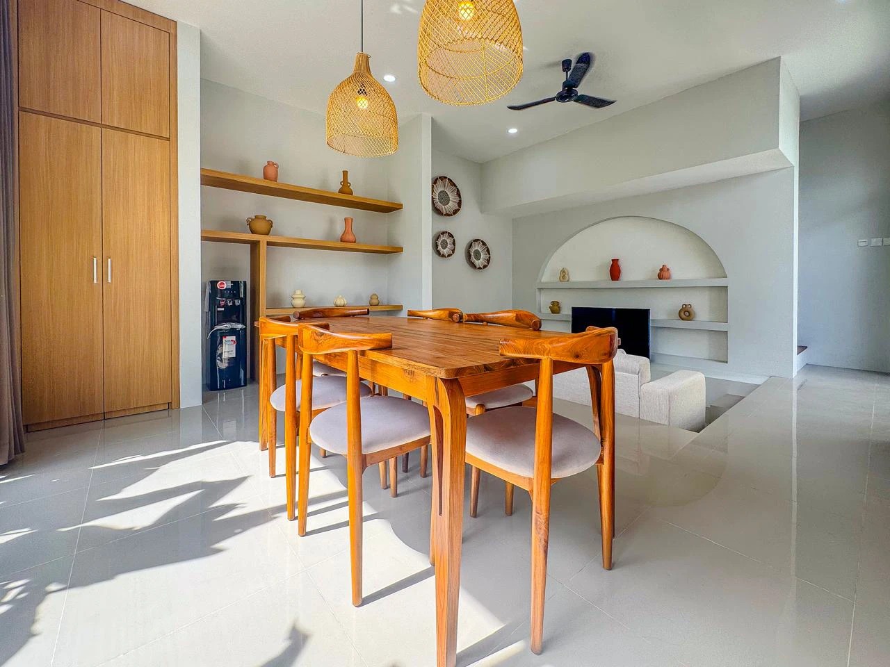 DO 84 - VILLA FOR SALE IN TUMBAK BAYUH