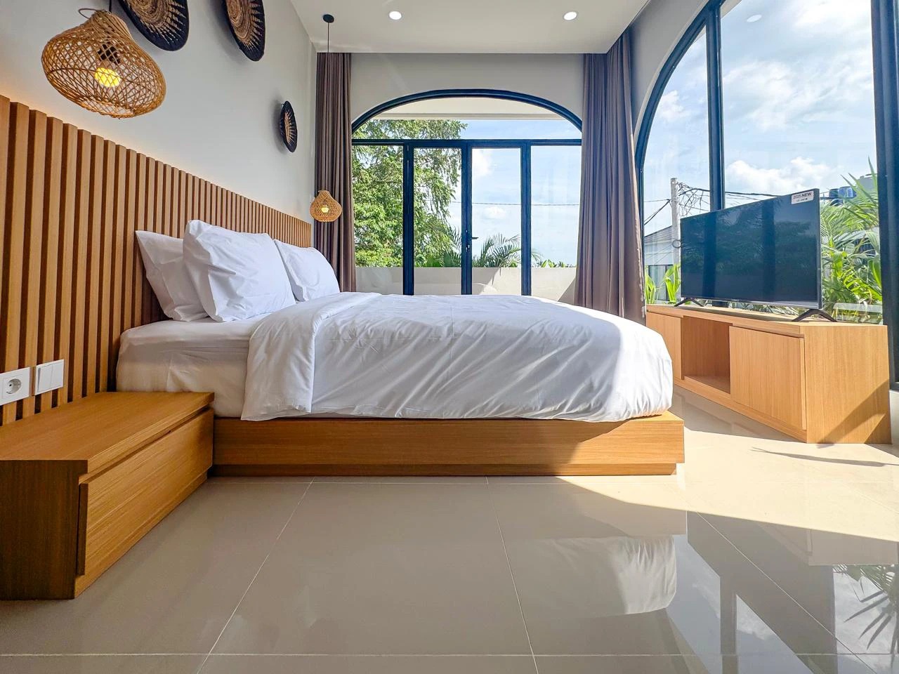 DO 84 - VILLA FOR SALE IN TUMBAK BAYUH
