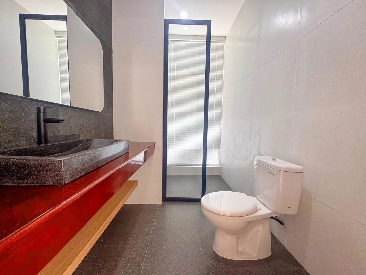 DO 84 - VILLA FOR SALE IN TUMBAK BAYUH
