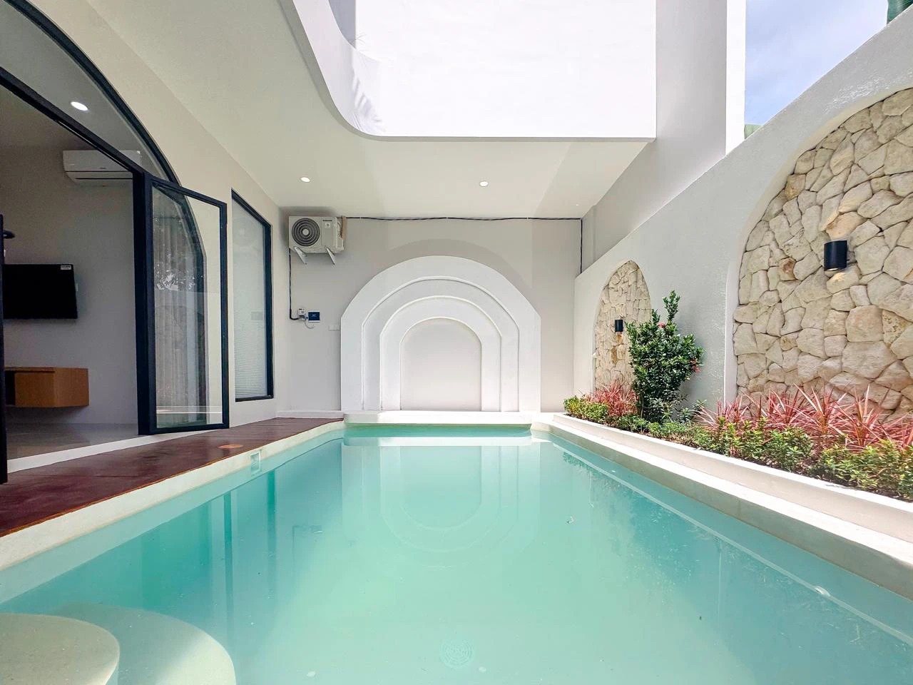 DO 84 - VILLA FOR SALE IN TUMBAK BAYUH