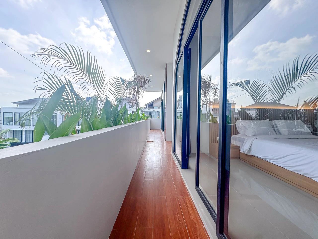 DO 84 - VILLA FOR SALE IN TUMBAK BAYUH