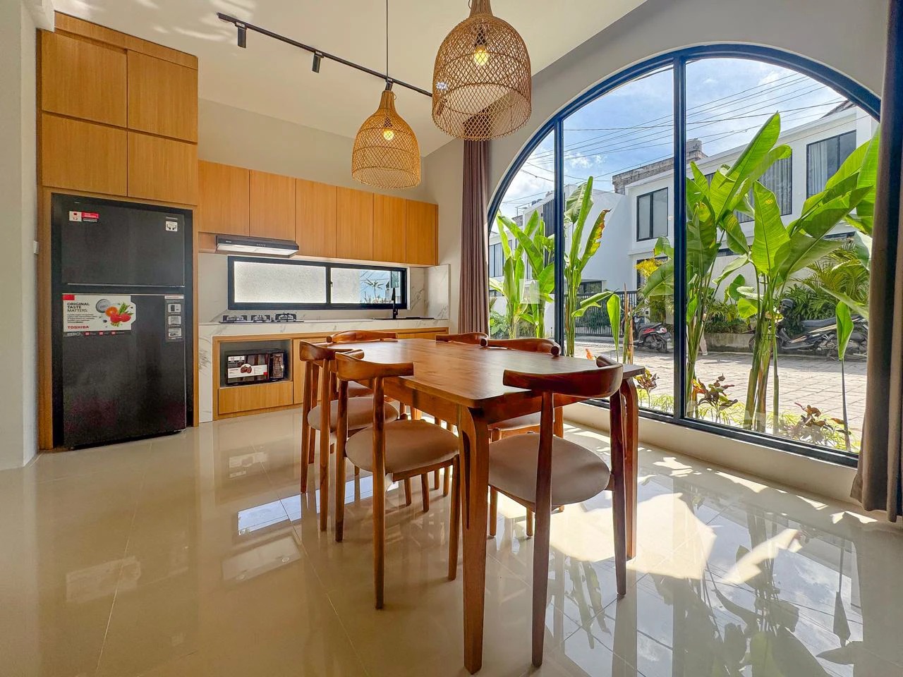 DO 84 - VILLA FOR SALE IN TUMBAK BAYUH