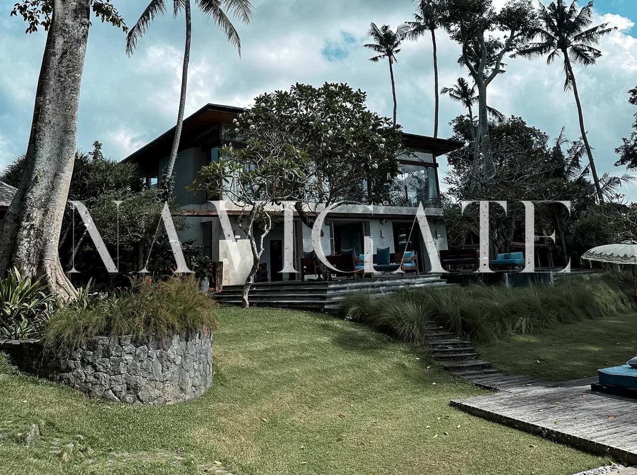 Villa Lorel | Spacious 5-Br Seseh Beach