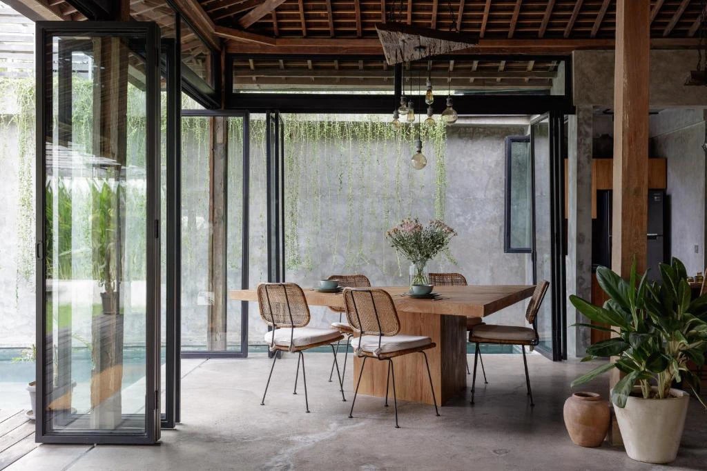 Charming 3BR Joglo Villa for Laid-Back