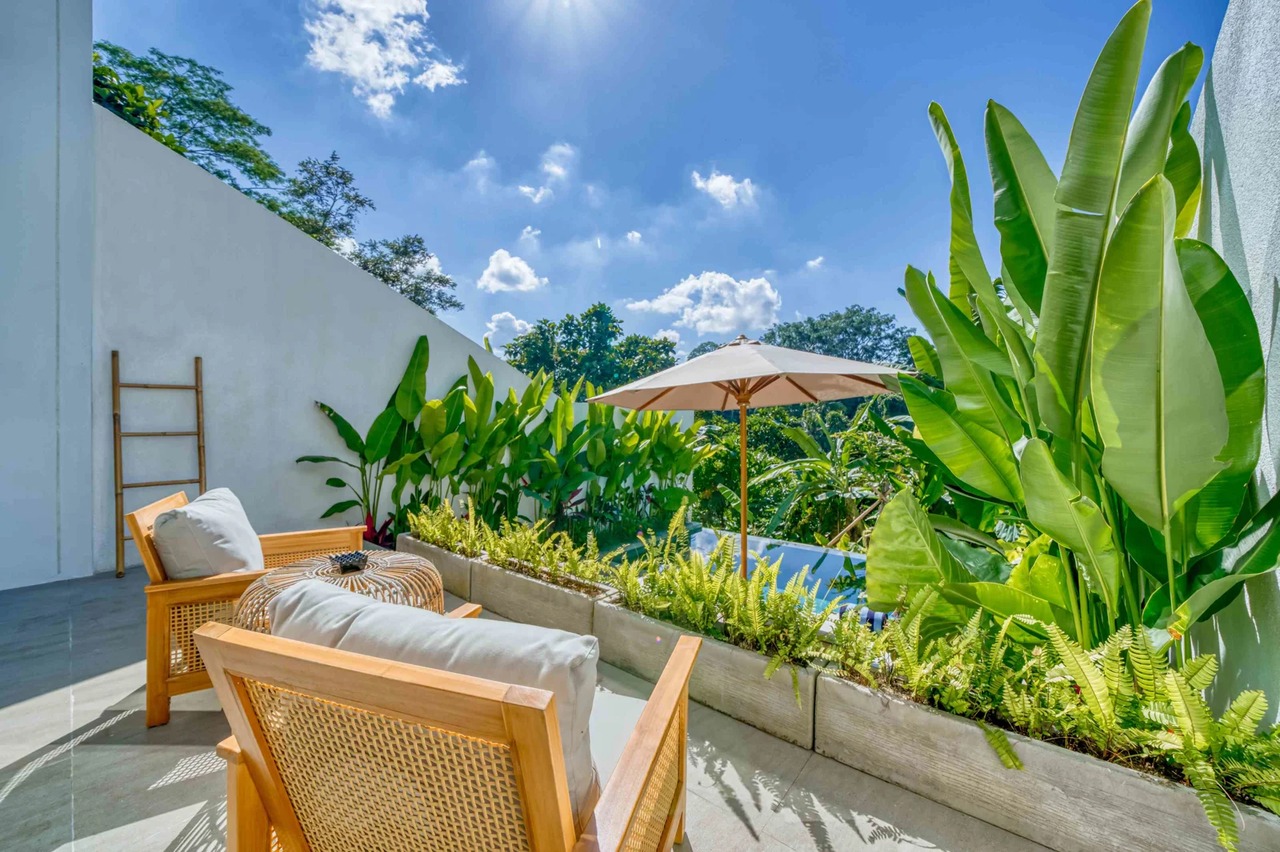 Modern 1BR Villa w/ Private Pool and Jun