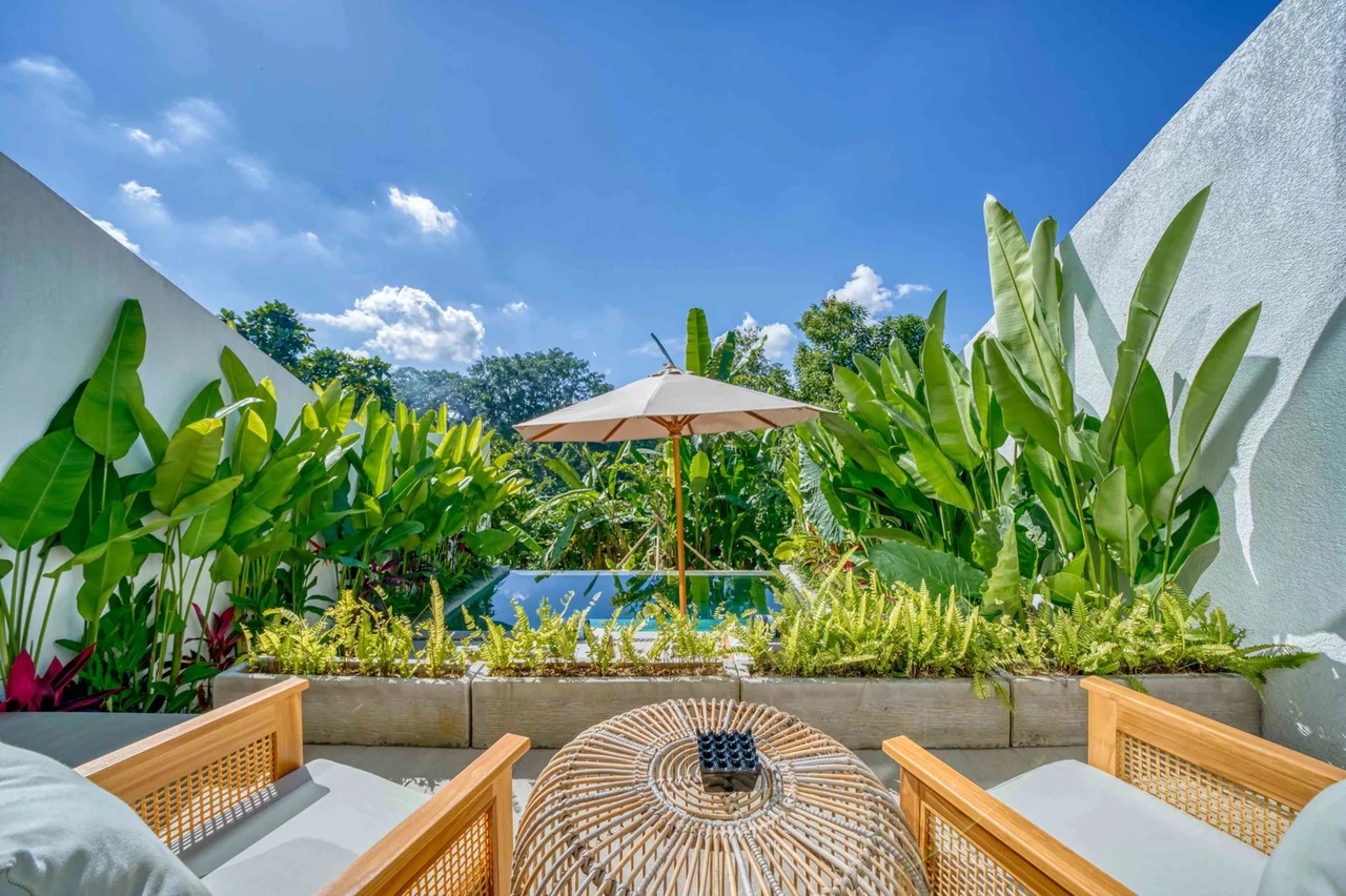 Modern 1BR Villa w/ Private Pool and Jun