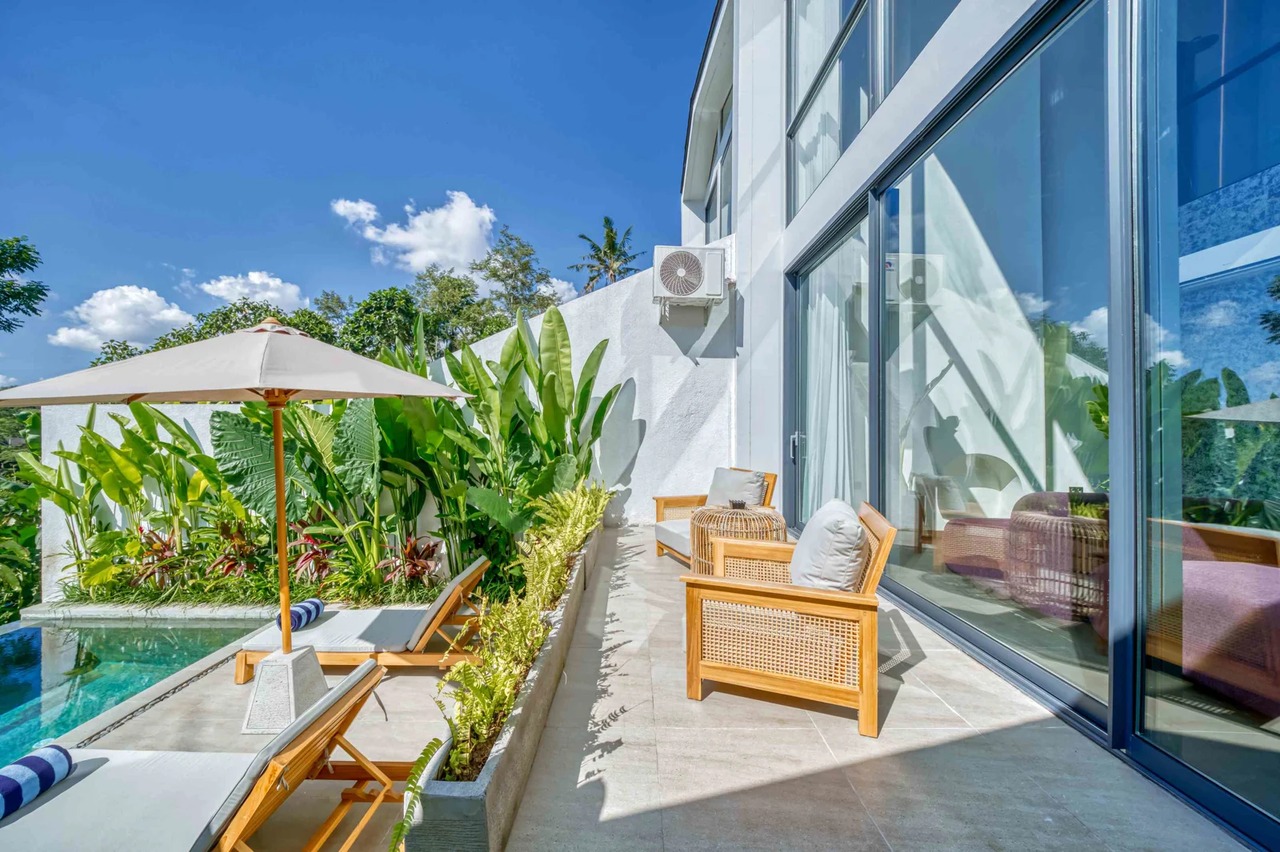 Modern 1BR Villa w/ Private Pool and Jun