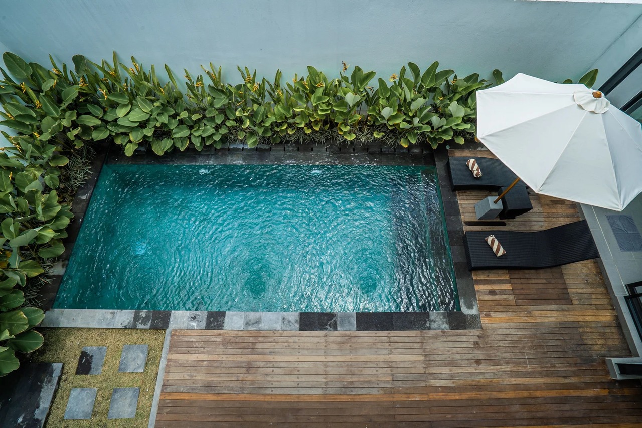 Night Light 3BR Private Villa Berawa