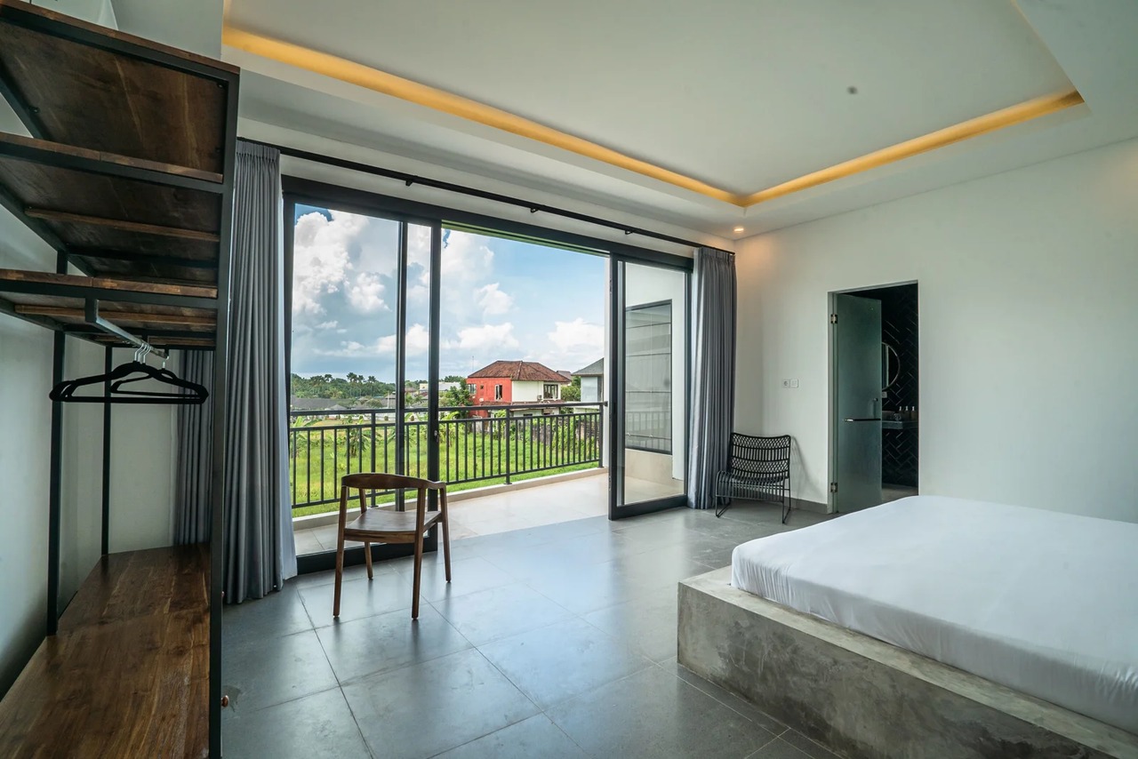 Night Light 3BR Private Villa Berawa