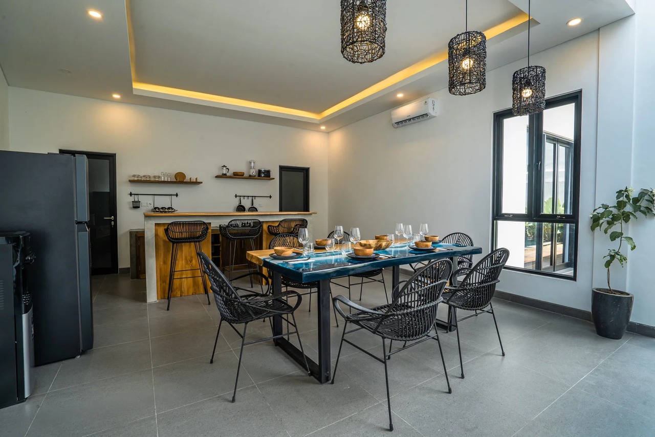 Night Light 3BR Private Villa Berawa