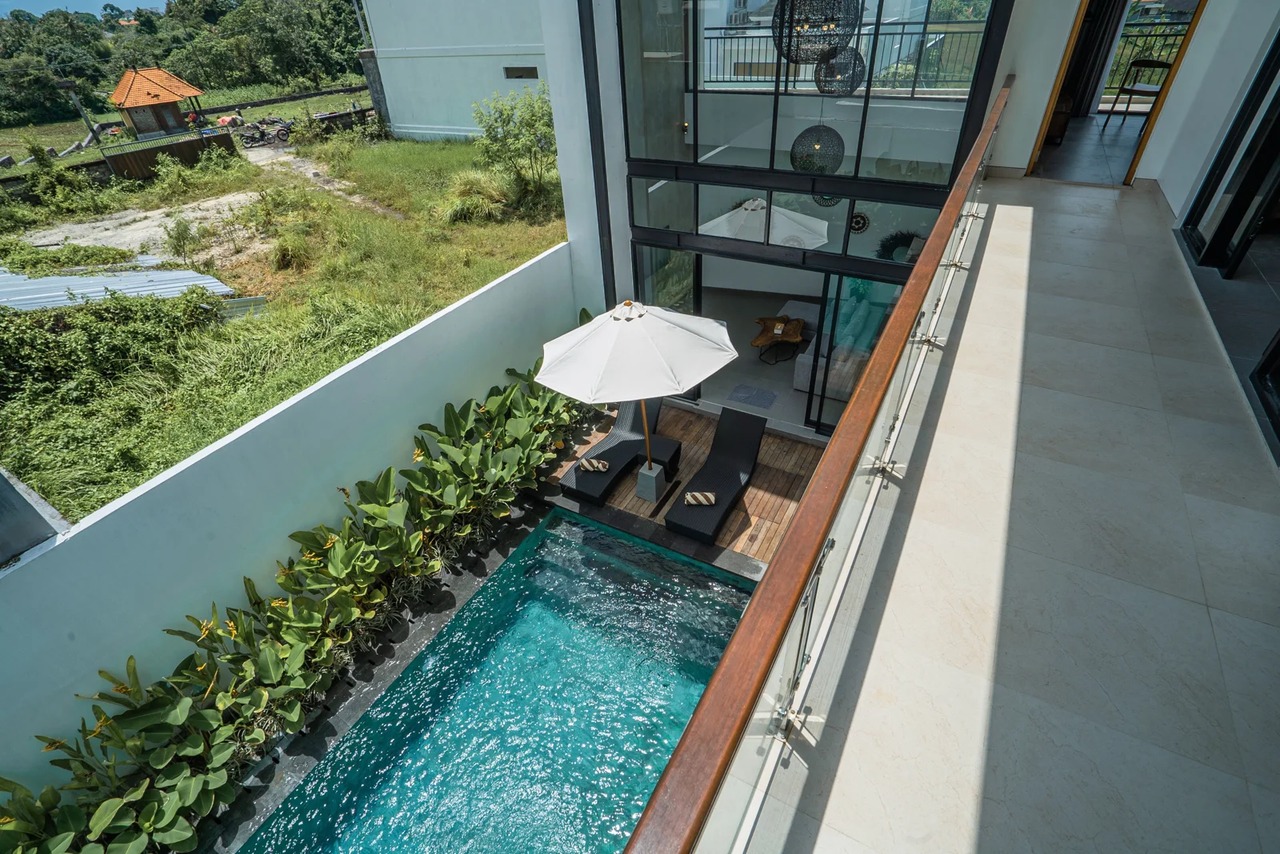 Night Light 3BR Private Villa Berawa