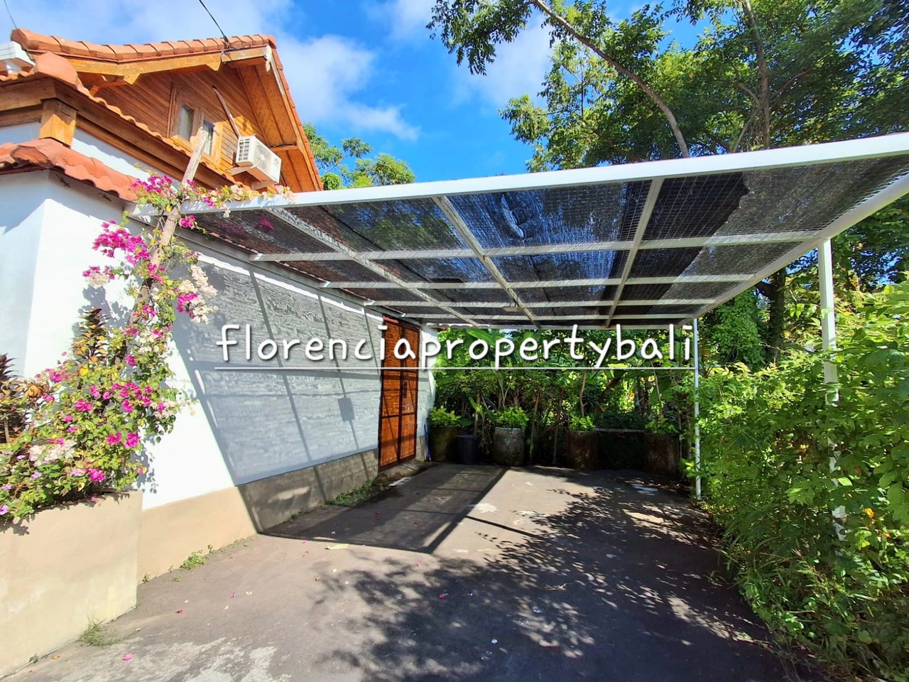 Sanur Villa | Wooden Style | 2 Bedrooms