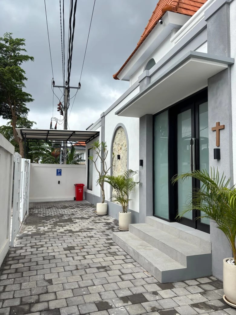 Brand New Modern Villa in Padonan