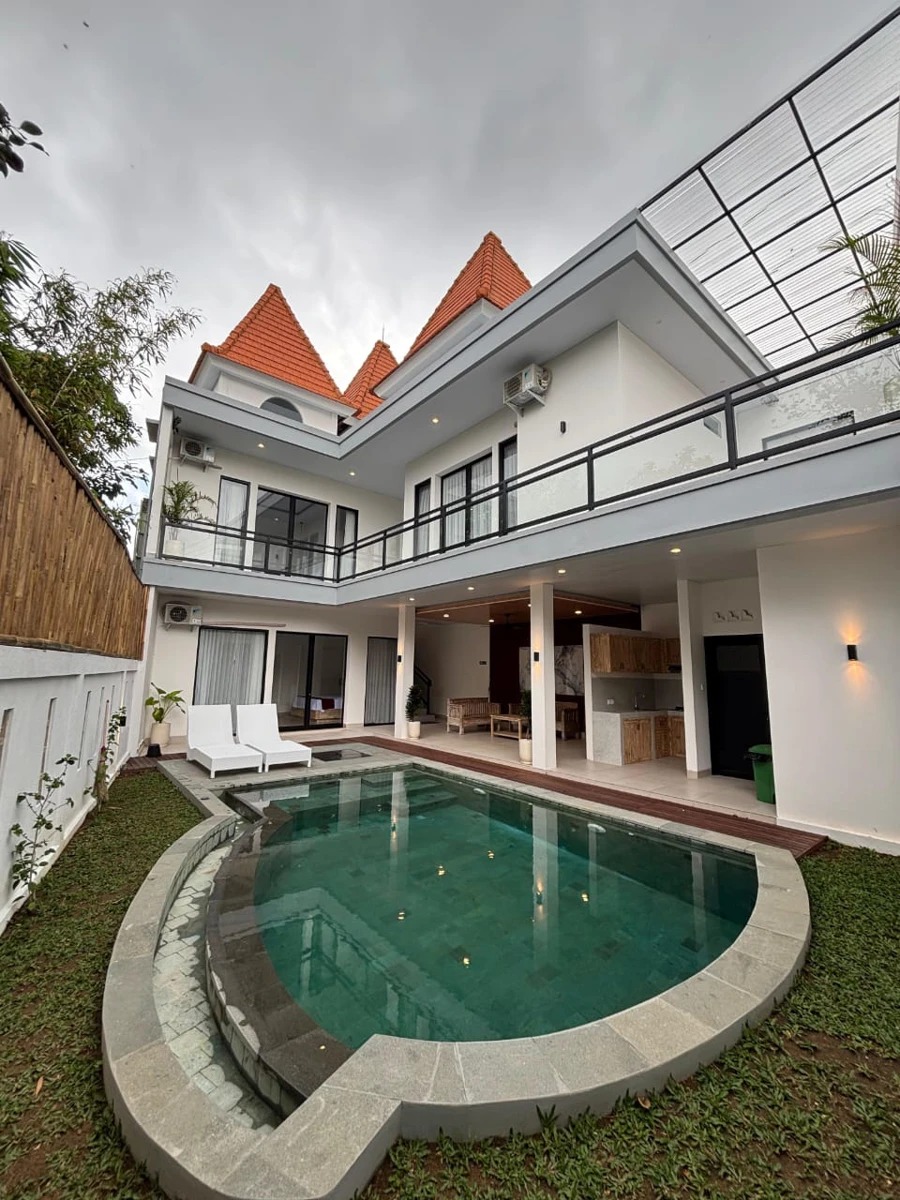 Brand New Modern Villa in Padonan