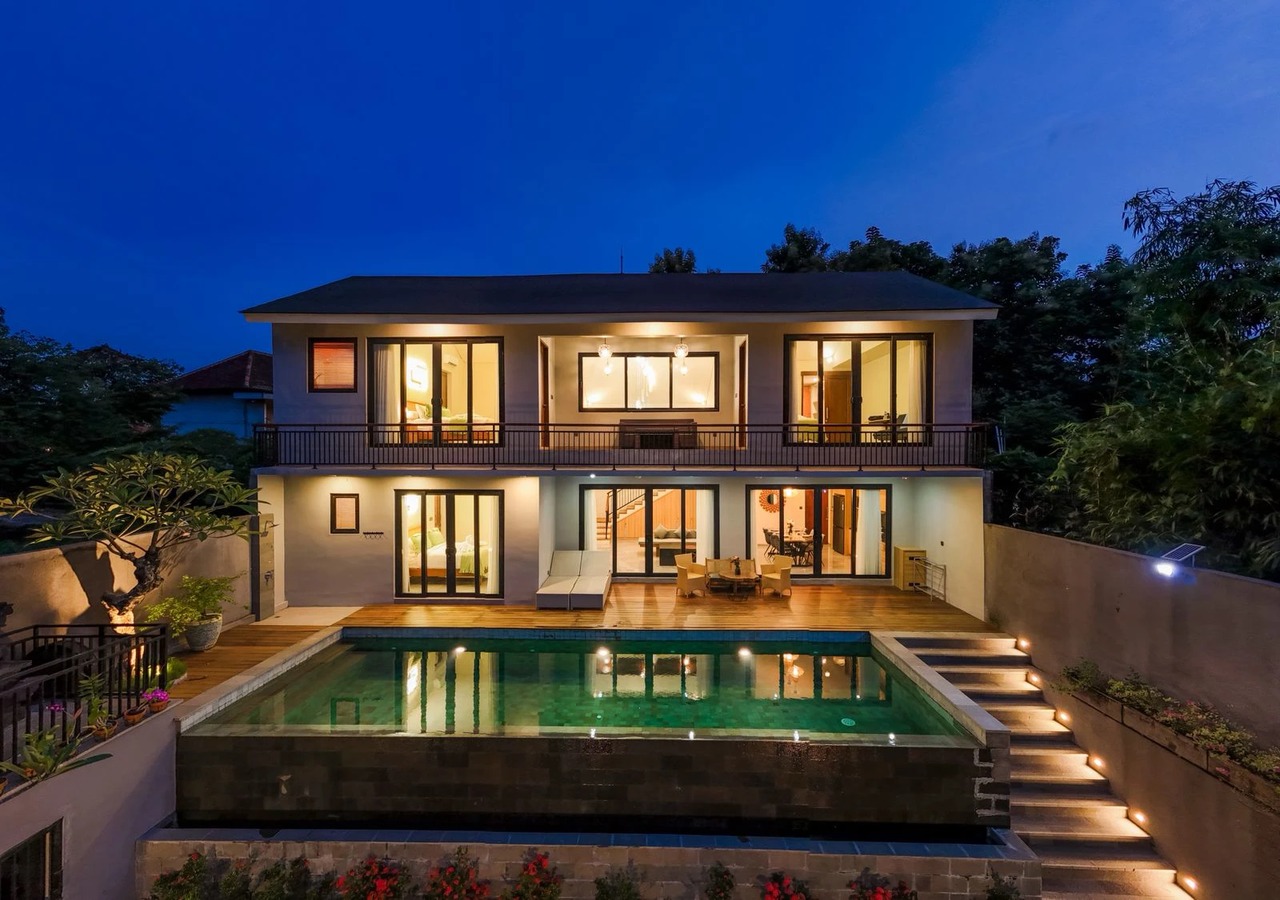 3 Beds Luxury Villa Sanur