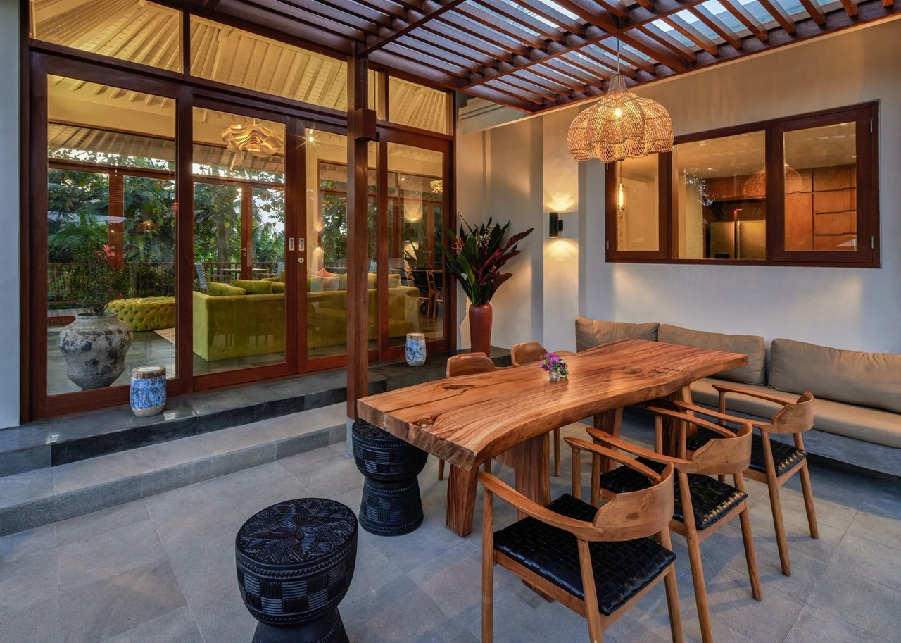 Retreat Style 5BR Luxury Villas Estate