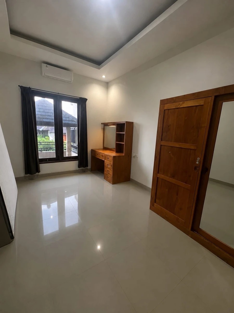 Peaceful Family Home with Rice Field &