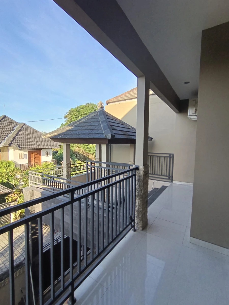 Peaceful Family Home with Rice Field &